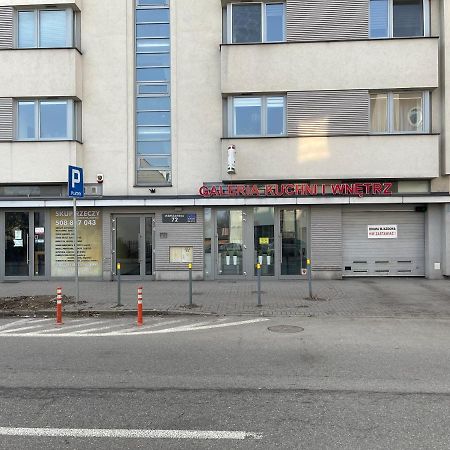 Gdynia Apartament 42 M Z Miejscem W Garazu Z Winda Blisko Centrum I Morza Exterior foto